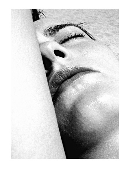 Womans Face - 40x30cm B&W Print by Max Hernn