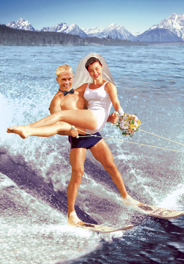 P129 - Waterskiing Wedding Postcard P129 - Waterskiing Wedding Postcard